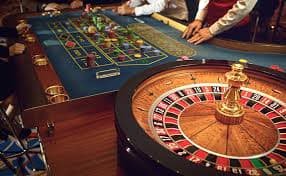 မြန်မာ Live Casino ကတ်ဂိမ်း Mobile ကစားမှု